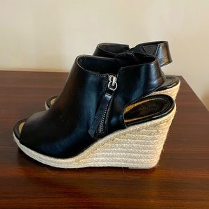 Womens wedge sandals